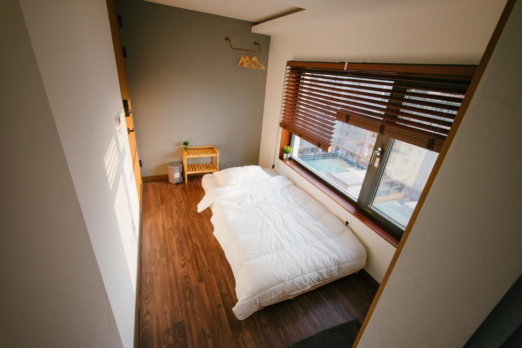 Morning Dew Guesthouse Пусан Екстериор снимка