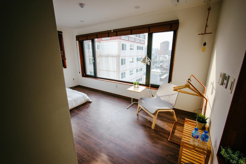 Morning Dew Guesthouse Пусан Екстериор снимка