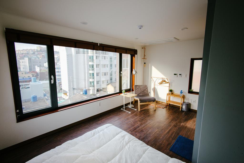 Morning Dew Guesthouse Пусан Екстериор снимка