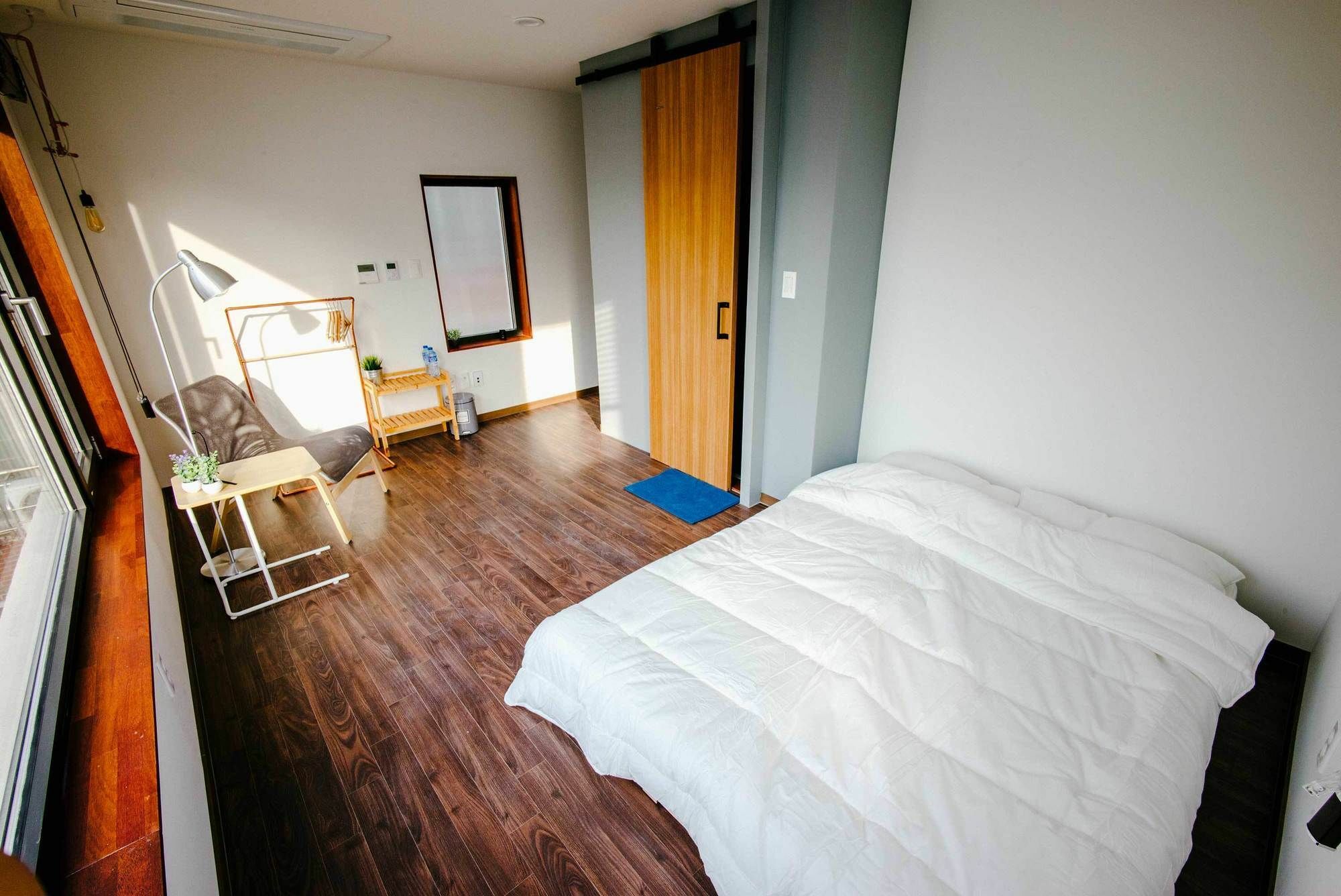 Morning Dew Guesthouse Пусан Екстериор снимка