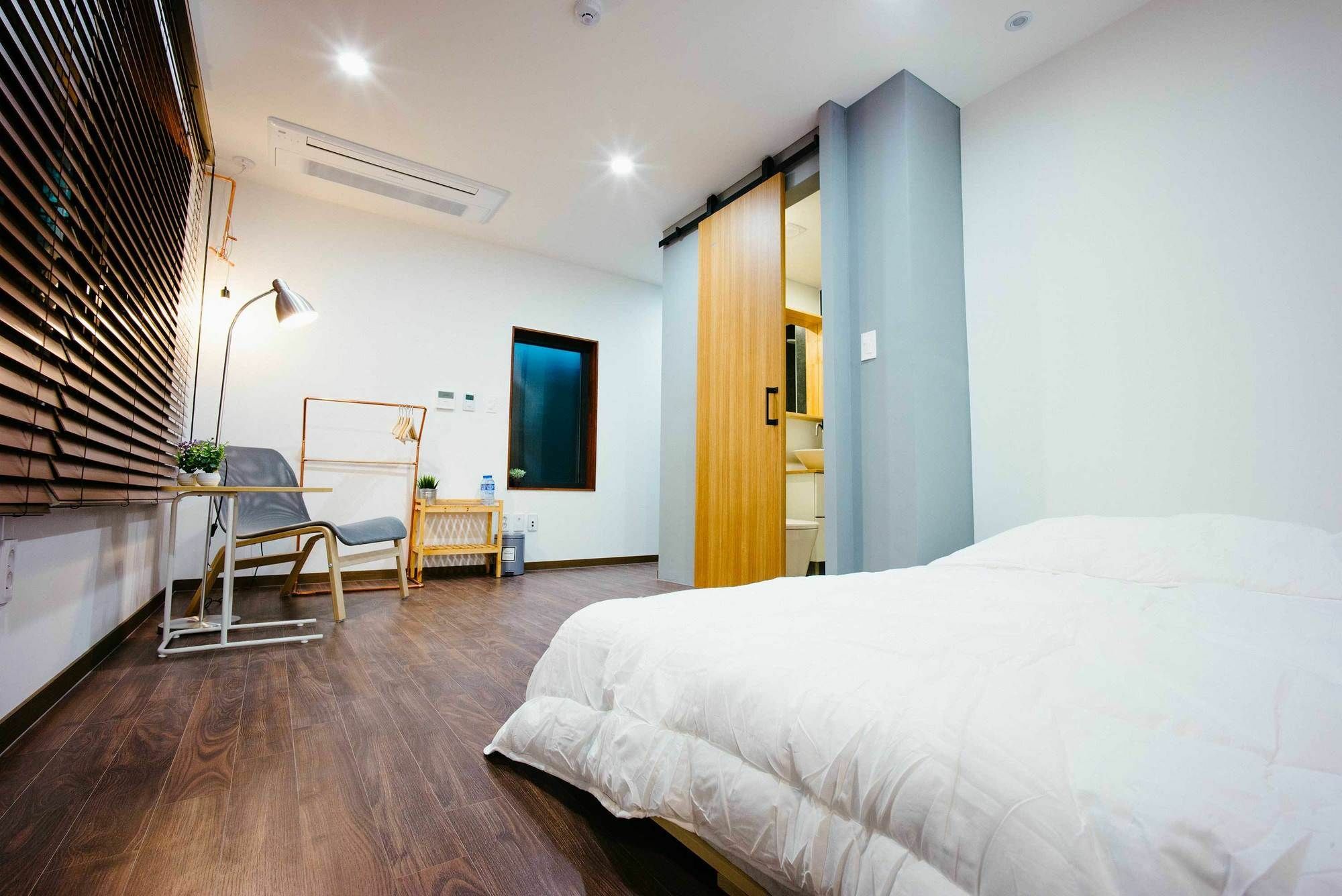 Morning Dew Guesthouse Пусан Екстериор снимка