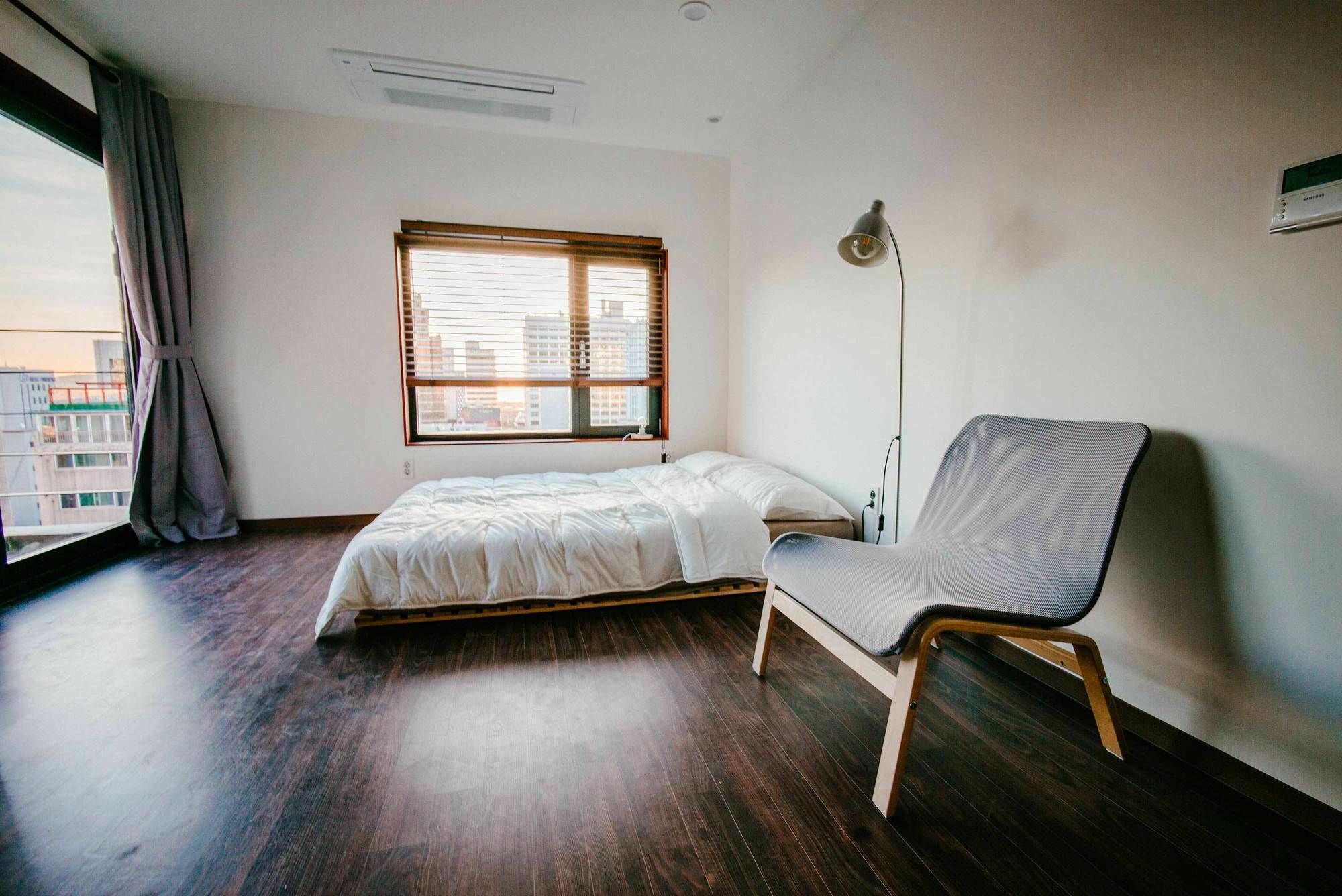 Morning Dew Guesthouse Пусан Екстериор снимка